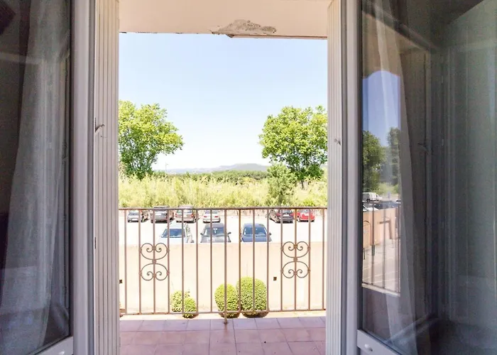 Rue De L'amarrage By Interhome Lejlighed Grimaud