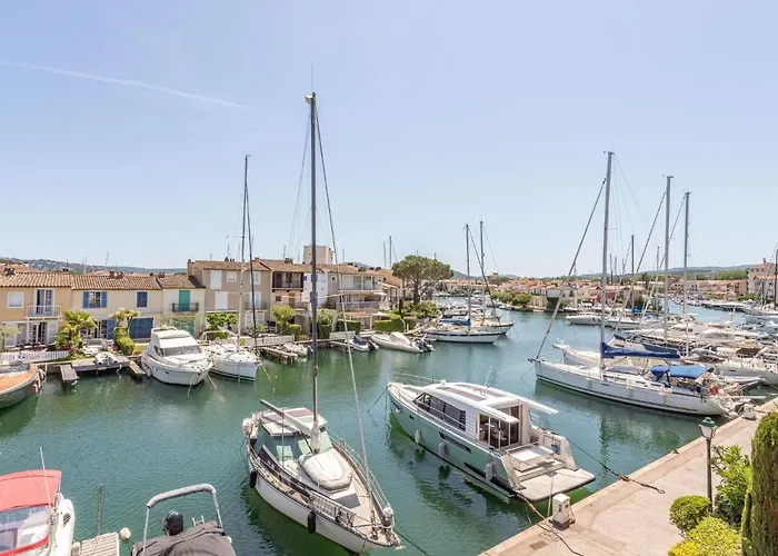 Rue De L'amarrage By Interhome