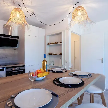 Rue De L'amarrage By Interhome *